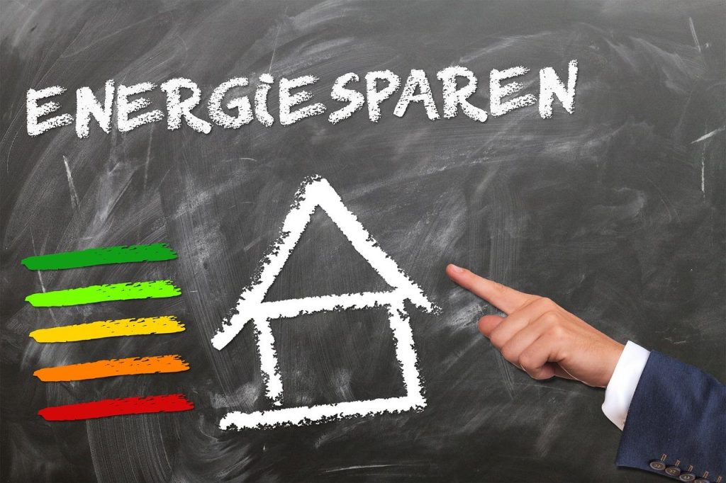 Illustratie van een huis met isolatie ter bevordering van geld besparen en energie-efficiëntie